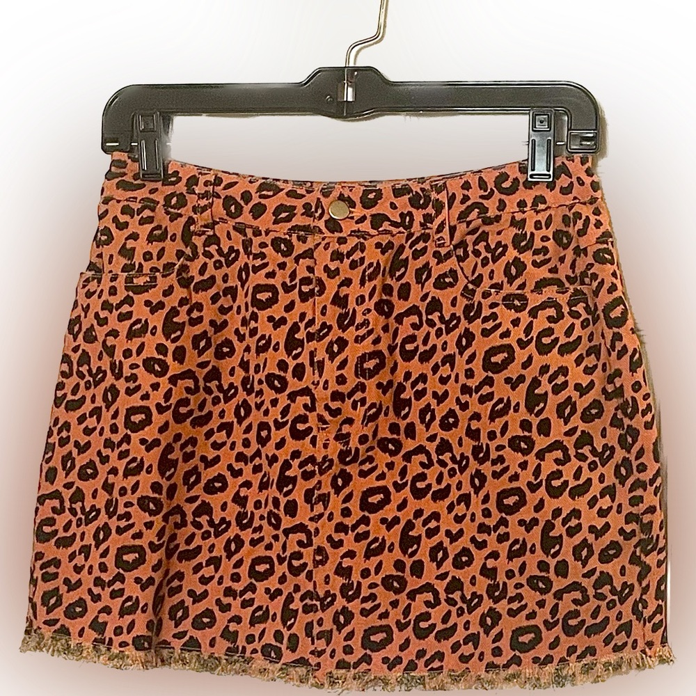 Brand Blue Blush Cheetah Print Denim Mini Skirt Size Small